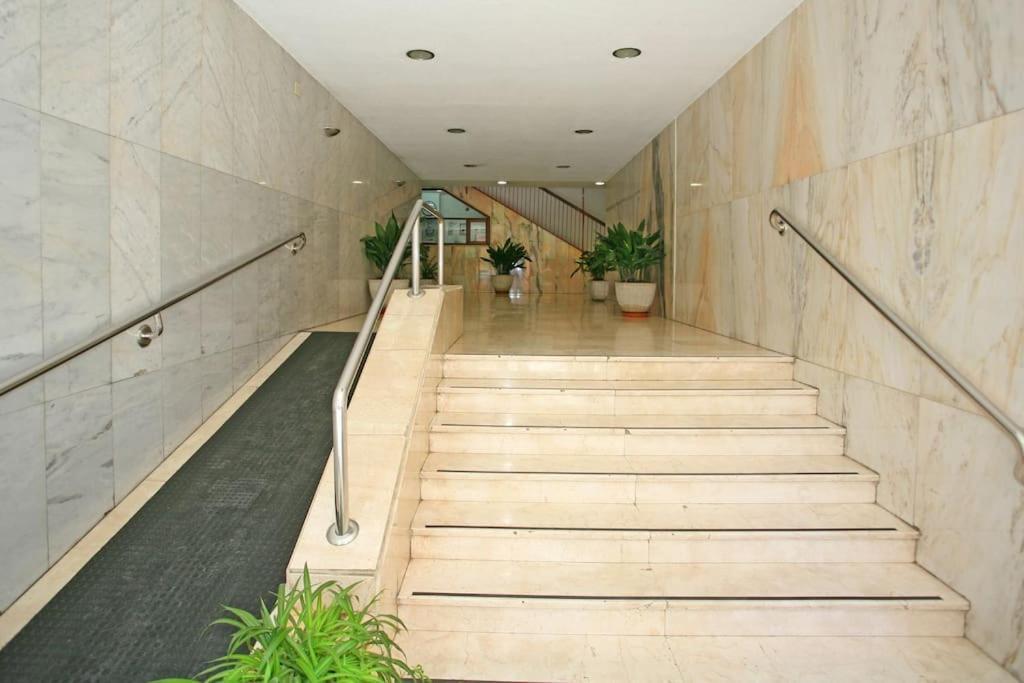 Granada Piso En Calle Arabial 117 Junto A El Corte Ingles ภายนอก รูปภาพ